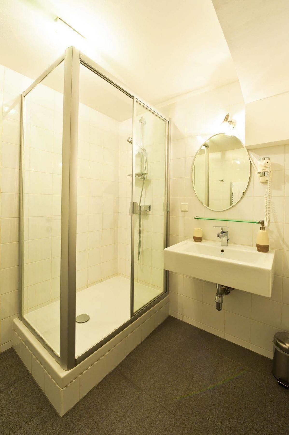 VOX Design Hotel Wenen Buitenkant foto